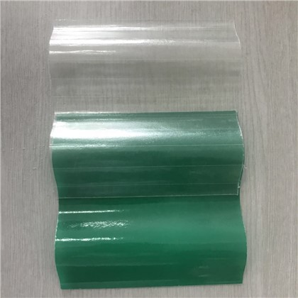 لوحة الألياف الزجاجية المموجة